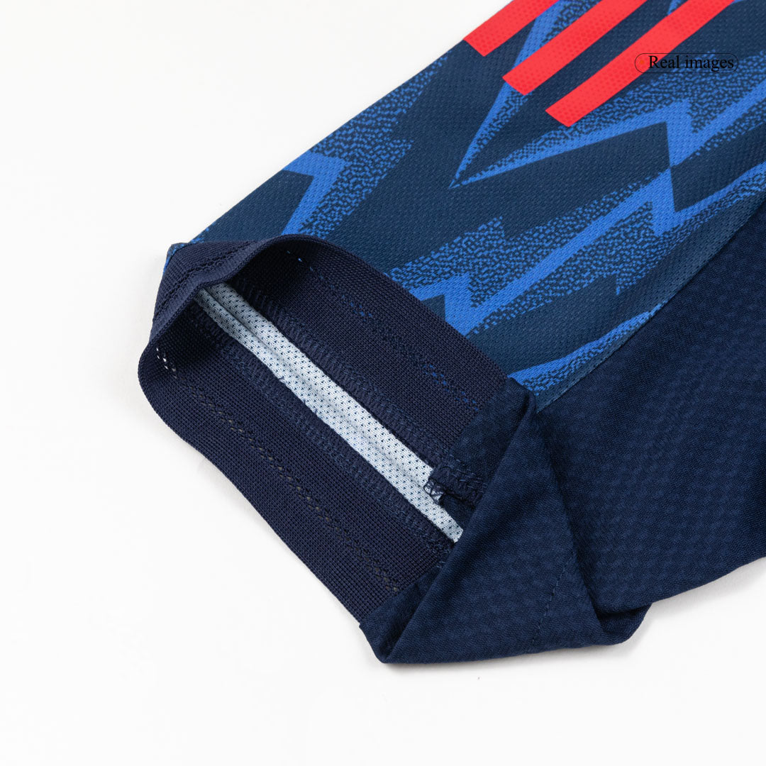 ØDEGAARD #8 Arsenal Uit Spelersversie Voetbalshirt 2025/26 - Slim Fit - model
