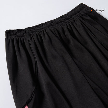 Kinder Juventus Thuis Tenue 2025/26 - model