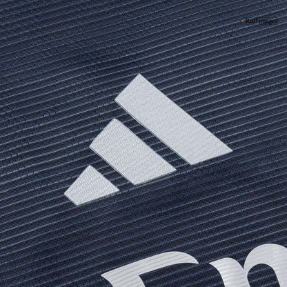 ARDA GÜLER #15 Real Madrid Uit Spelersversie Voetbalshirt 2025/26 - Slim Fit [PREMIUM] - close-up