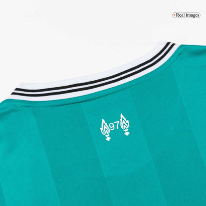 EKITIKE #22 Heren Liverpool Derde Voetbalshirt 2025/26 - model