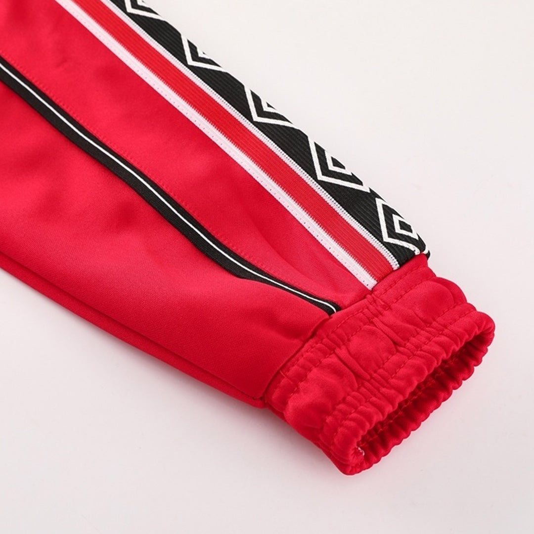 Manchester United Trainingsjack 2025/26 Red&Black - model