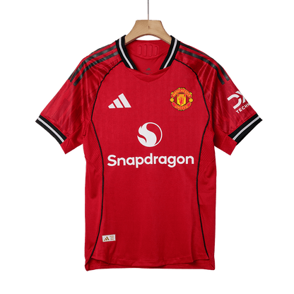 Manchester United Thuis Spelersversie Voetbalshirt 2025/26 - Slim Fit - zijkant