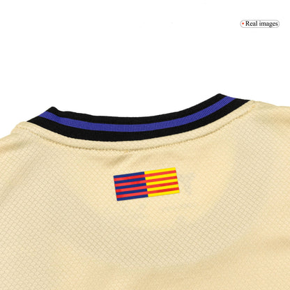 Kinder Barcelona Uit Tenue 2025/26 - close-up