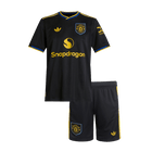Kinder Manchester United derdetenue 2025/26