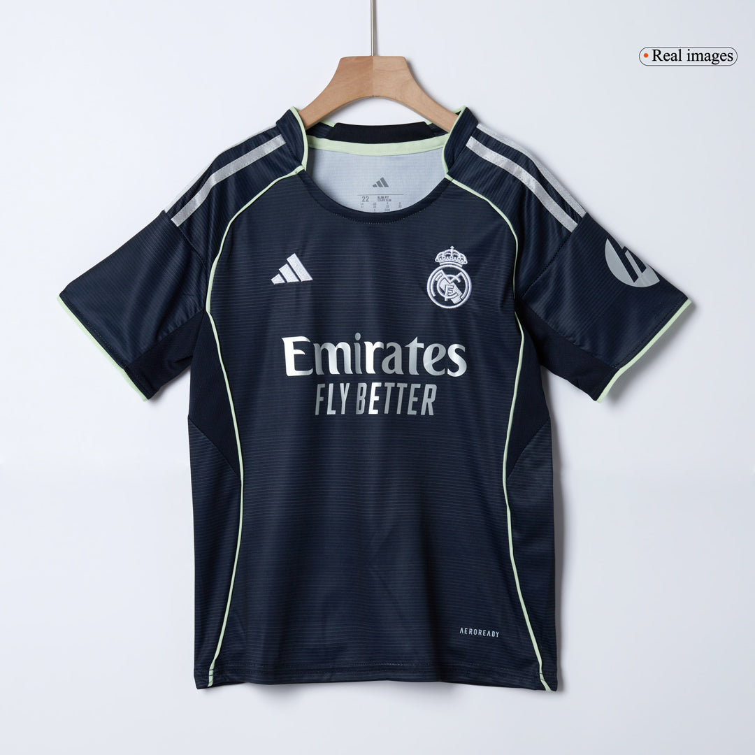 Kinder Real Madrid Uit Tenue 2025/26 - foto 14