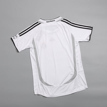 Retro Real Madrid Thuis Voetbalshirt 2006/07 - voorkant