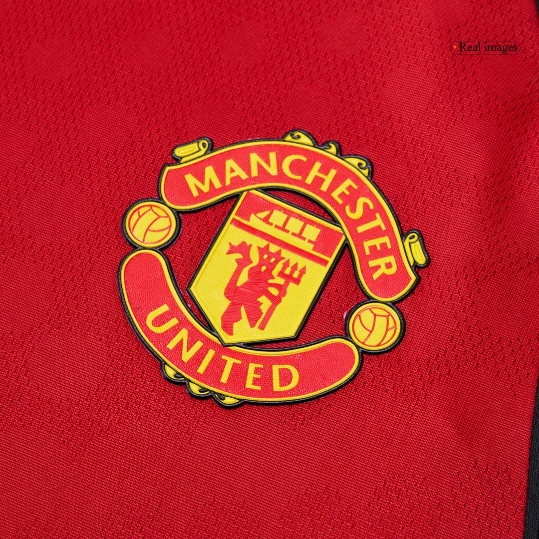 ŠEŠKO #30 Manchester United Thuis Spelersversie Voetbalshirt 2025/26 - Slim Fit - zijkant