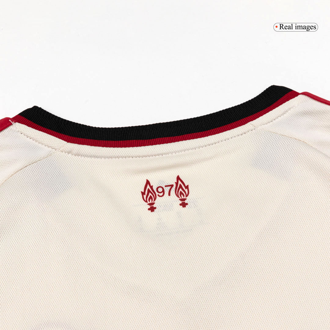 Kinder Liverpool Uit Tenue 2025/26 - close-up