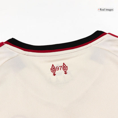 Kinder Liverpool Uit Tenue 2025/26 - close-up