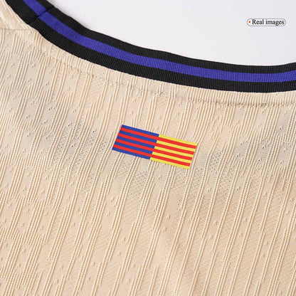 LAMINE YAMAL #10 Barcelona Uit Spelersversie Voetbalshirt 2025/26 - UCL - Slim Fit - detail
