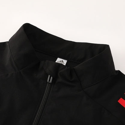 Liverpool Windjack 2025/26 Black - close-up