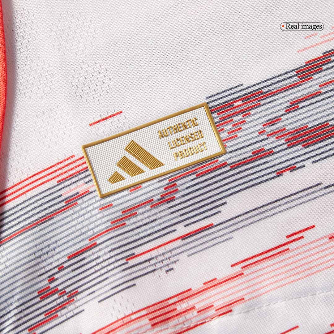 UPAMECANO #2 Bayern Munich Uit Spelersversie Voetbalshirt 2025/26 - Slim Fit - detail