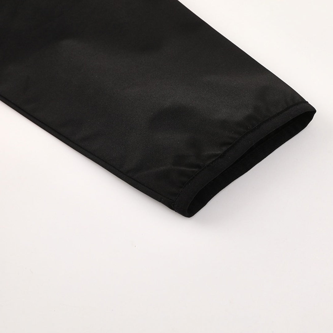 Liverpool Windjack 2025/26 Black - model